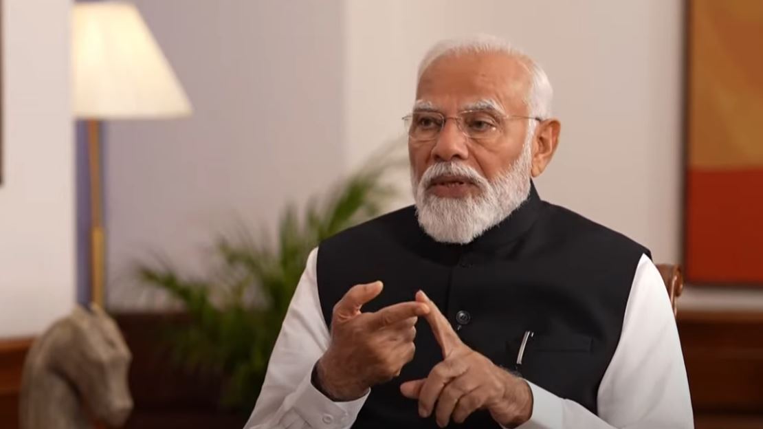PM Modi Interview : सनातन के खिलाफ जहर उगलने वालों के साथ बैठने की क्या मजबूरी ? पीएम मोदी ने कांग्रेस से पूछा सवाल