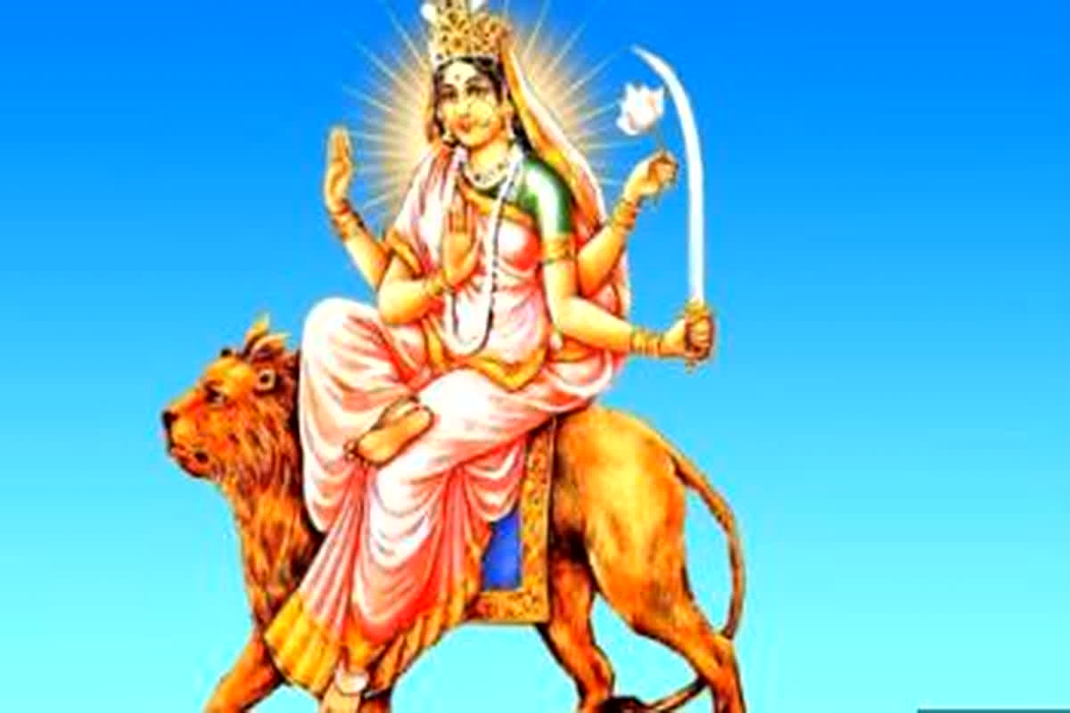 Navratri 6 Day Maa katyayani :नवरात्र के छठे दिन आज होगी मां कात्यायनी उपासना, जानें क्या है इसकी पूजा विधि और मंत्र