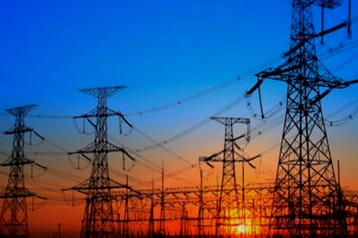 Raipur News: ऊर्जा सचिव ने वितरण कंपनी के अधिकारियों को दिए निर्देश, बेवजह बिजली कटौती पर होगी सख्त कार्रवाई