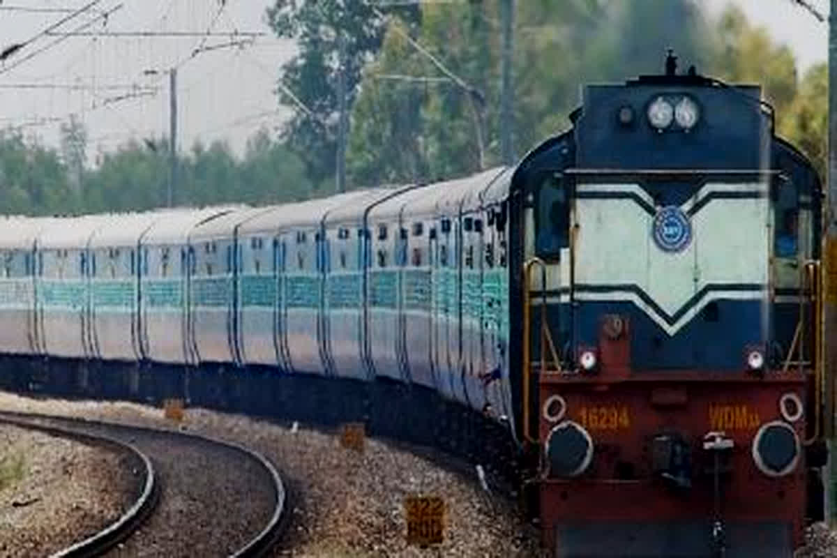 Jabalpur News : जबलपुर से दुर्ग के बीच चलाई जाएगी स्पेशल ट्रेन, 9 ट्रिप में होगा स्पेशल ट्रेन का संचालन