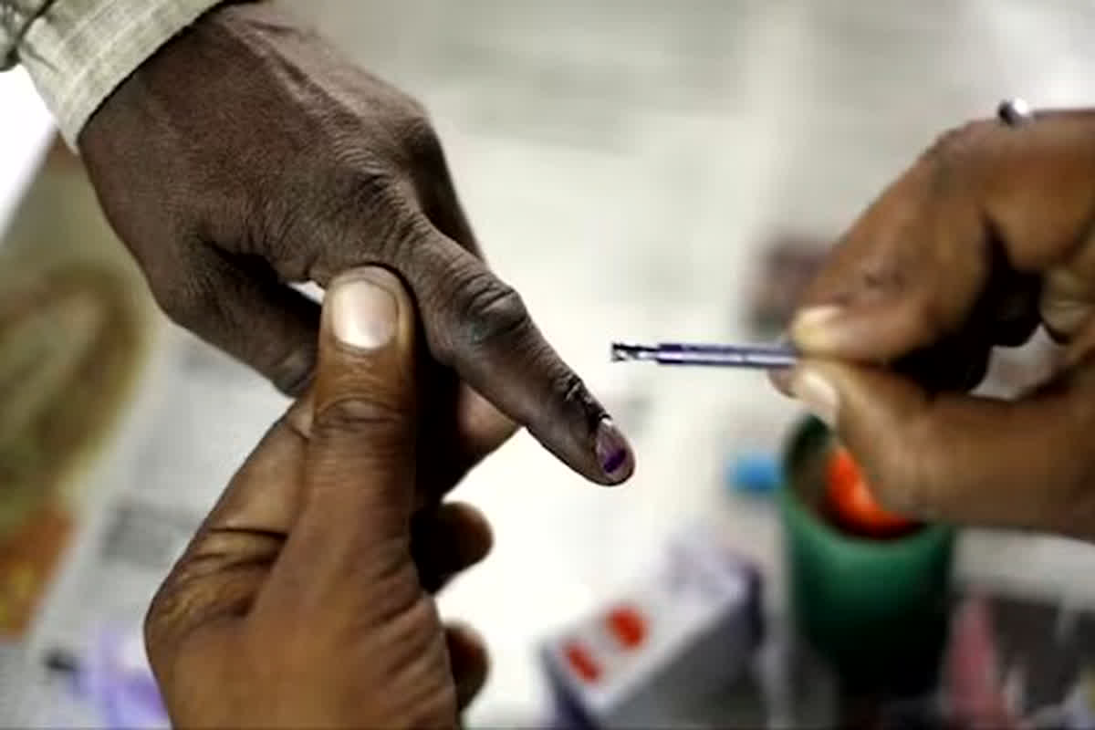 Lok Sabha Chunav 2024: लोकसभा चुनाव के पहले चरण के लिए मतदान कल, सुरक्षा के कड़े इंतजाम, जानें कहां-कैसी तैयारी?
