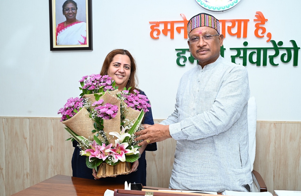 Radhika Khera met CM Sai: बीजेपी नेत्री राधिका खेड़ा ने सीएम साय से की मुलाकात, सोशल मीडिया पर तस्वीर पोस्टकर कांग्रेस पर साधा निशाना