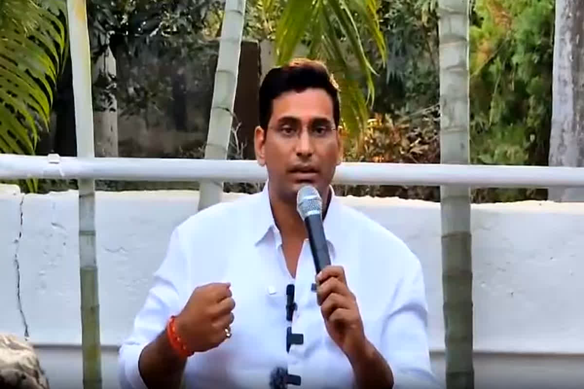 Devendra Yadav Case: बलौदाबाजार कांड में देवेंद्र यादव की क्या थी भूमिका? खुद कांग्रेस विधायक ने मीडिया के सामने कर दिया खुलासा