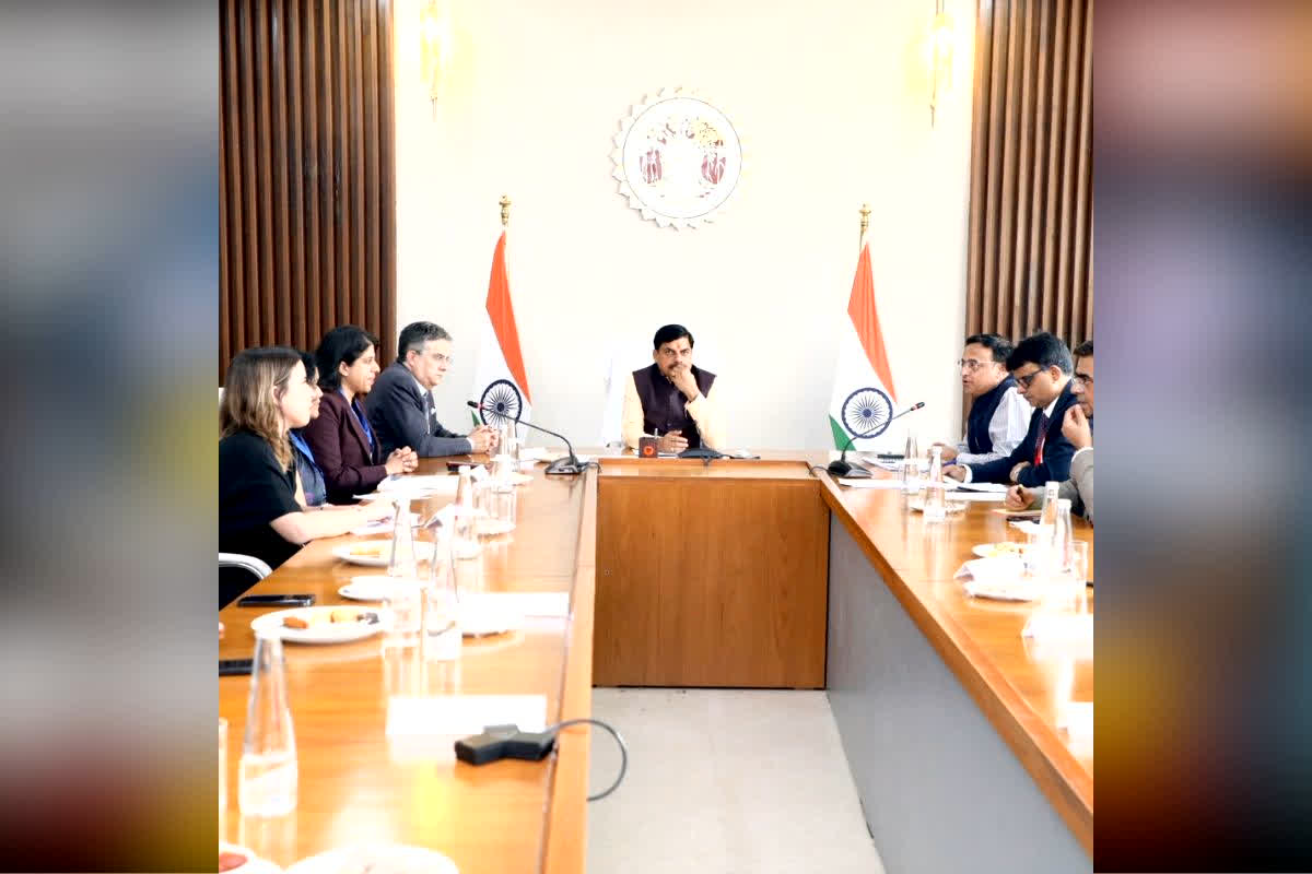 CM Mohan Yadav News: सीएम मोहन यादव से मिले इंडो-फ्रेंच इन्वेस्टमेंट कॉन्क्लेव के प्रतिनिधि, इन अहम मुद्दों को लेकर हुई चर्चा, फ्रांसीसी राजदूत ने दिया ये भरोसा