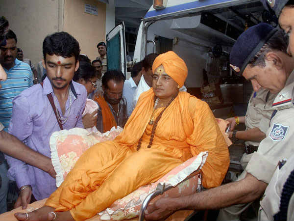 मालेगांव विस्फोट मामले में साध्वी प्रज्ञा ठाकुर को क्लीन चिट