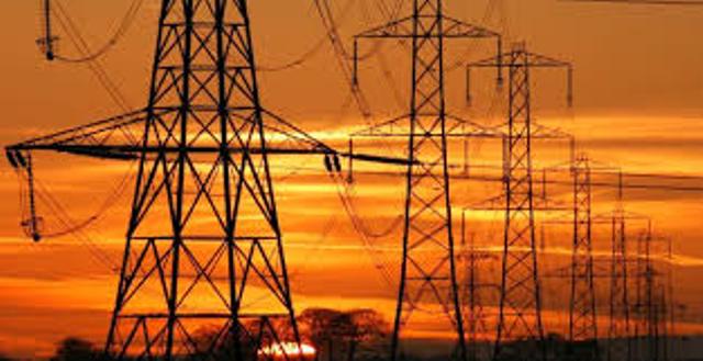 बिजली के दाम बढ़ाने की मांग कर रही बिजली कंपनियां…