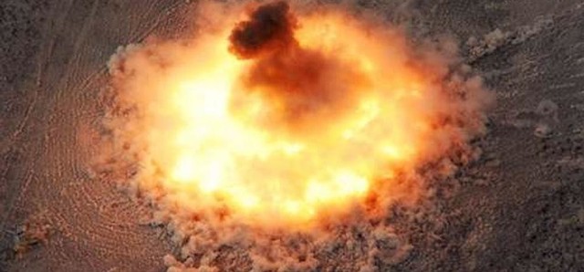 अमेरिका ने अफगानिस्तान पर गिराया सबसे बड़ा नॉन न्यूक्लियर बम, बम का वजन 10 हजार किलोग्राम