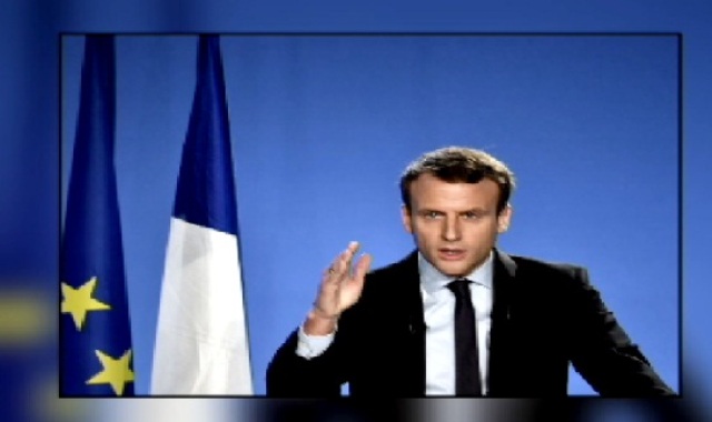 इमैनुएल मैक्रों फ्रांस के नए सबसे युवा राष्ट्रपति निर्वाचित