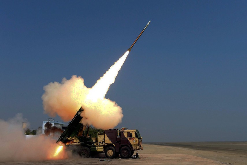 अमेरिका ने इंटरसेप्टर मिसाइल सिस्टम से बैलिस्टिक मिसाइल को मार गिराया