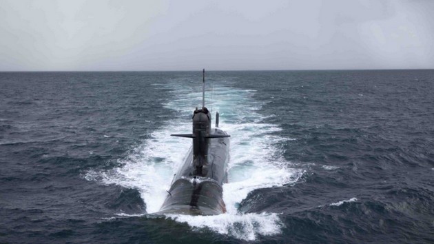 भारतीय नौसेना को मिली कलवरी, पहली स्कॅर्पीन पनडुब्बी