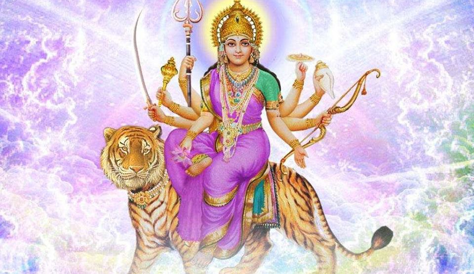 नवरात्रि का तीसरा दिन : मां चंद्र घंटा की होगी आराधना, रोगों से मिलेगी मुक्ति