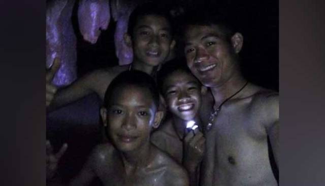 थाईलैंड की गुफा से 4 और बच्चे बाहर निकाले गए