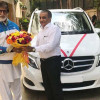 कारों के शौकीन अमिताभ बच्चन ने खरीदी सबसे महंगी नई मर्सिडीज बेंज V-Class, 68 से 82 लाख रुपए के वेरिएंट में की गई है लांच