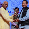 आरएसएस प्रमुख मोहन भागवत ने पटकथा लेखक सलीम खान को प्रदान किया 77 वां मास्टर दीनानाथ मंगेशकर पुरस्कार