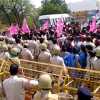 अजीत जोगी पर FIR के खिलाफ प्रदेश भर में प्रदर्शन, JCCJ कार्यकर्ताओं की पुलिस से झड़प