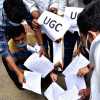 UGC के परीक्षा आयोजित कराने के फैसले के खिलाफ हुए स्टूडेंट्स, छात्र संगठन ने पोस्टर जला कर किया विरोध