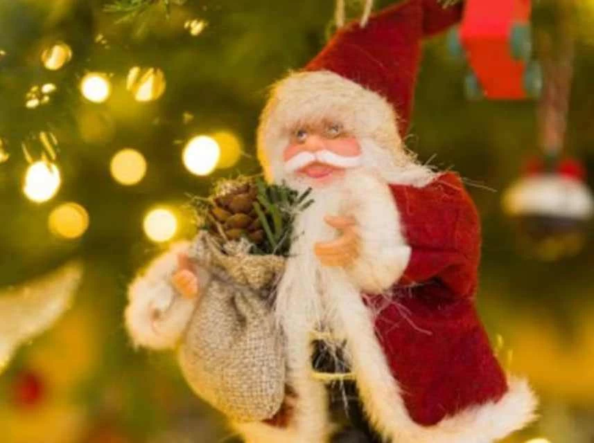 Christmas Day: क्रिसमस मनाने की ऐसे हुई थी शुरुआत, जानें क्रिसमस ट्री की कहानी