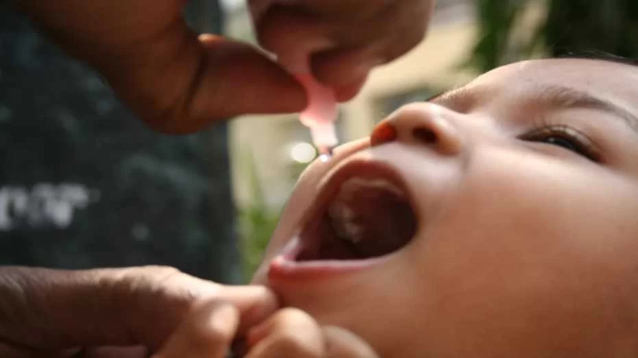 मध्यप्रदेश- छत्तीसगढ़ में पल्स पोलियो अभियान का शुभारंभ, मुख्यमंत्री ने बच्चों को पिलाई पोलियो ड्राप