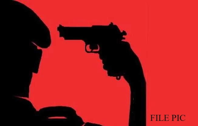 BSF जवान ने अपनी राइफल से खुद को किया शूट, कैंप में मची अफरा तफरी