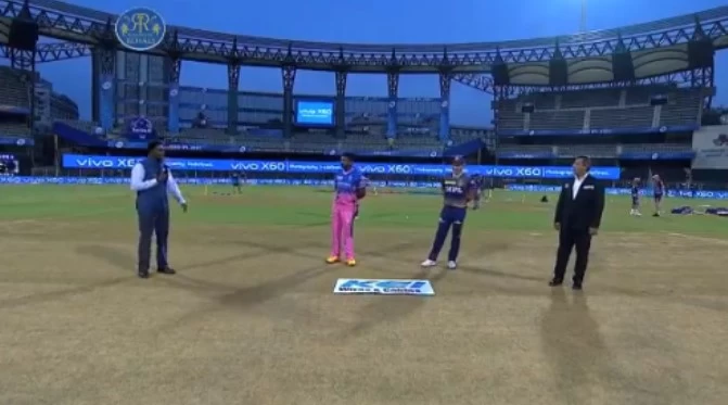 राजस्थान रॉयल्स ने टॉस जीत कर गेंदबाजी का फैसला किया, KKR को दिया बल्लेबाजी का न्योता
