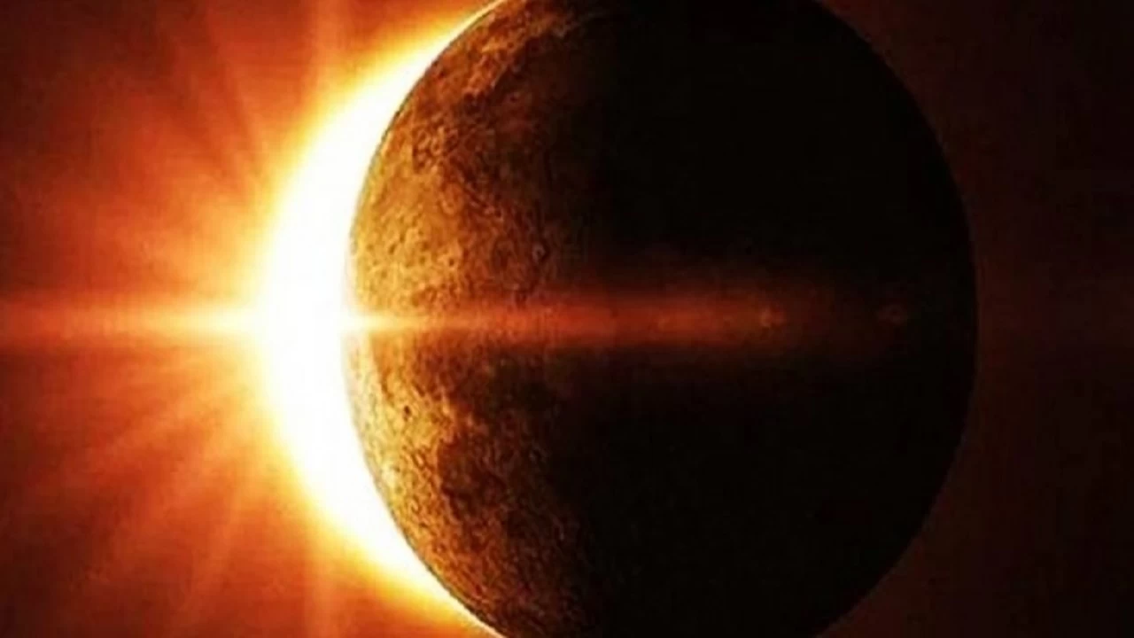 साल का पहला सूर्य ग्रहण आज, किन शहरों में दिखेगा ‘रिंग ऑफ फायर’.. जानिए