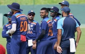 संकट में भारत-श्रीलंका क्रिकेट सीरीज, बदला वनडे और टी-20 मुकाबलों की तारीख, देखें